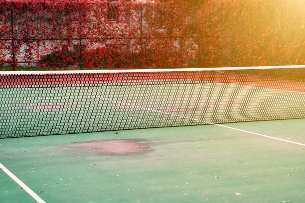 Construction d'un terrain de tennis à Toulon