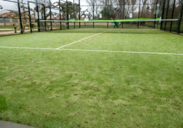 Construction d'un terrain de tennis à Toulon